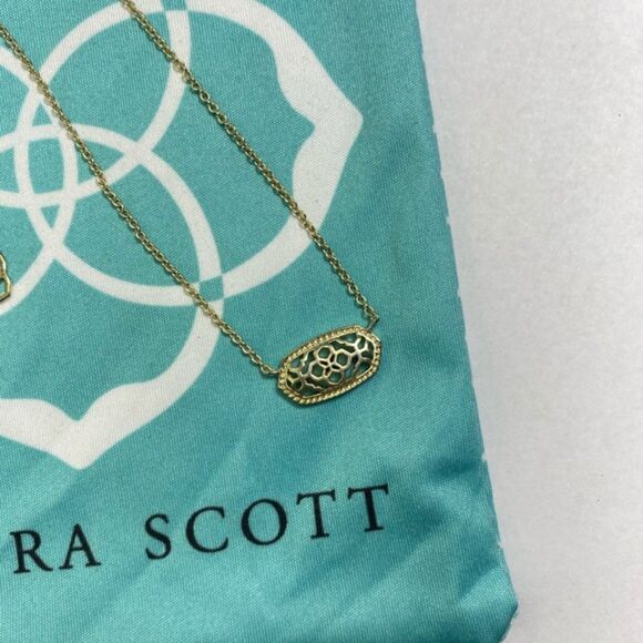 Kendra Scott Elisa Pendant Necklace Gold Filigree - Picture 14 of 16